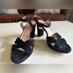 *COX* GENUINE LEATHER 
lavorazione artigiana
Size: 8 sandals Pump Color: Black
